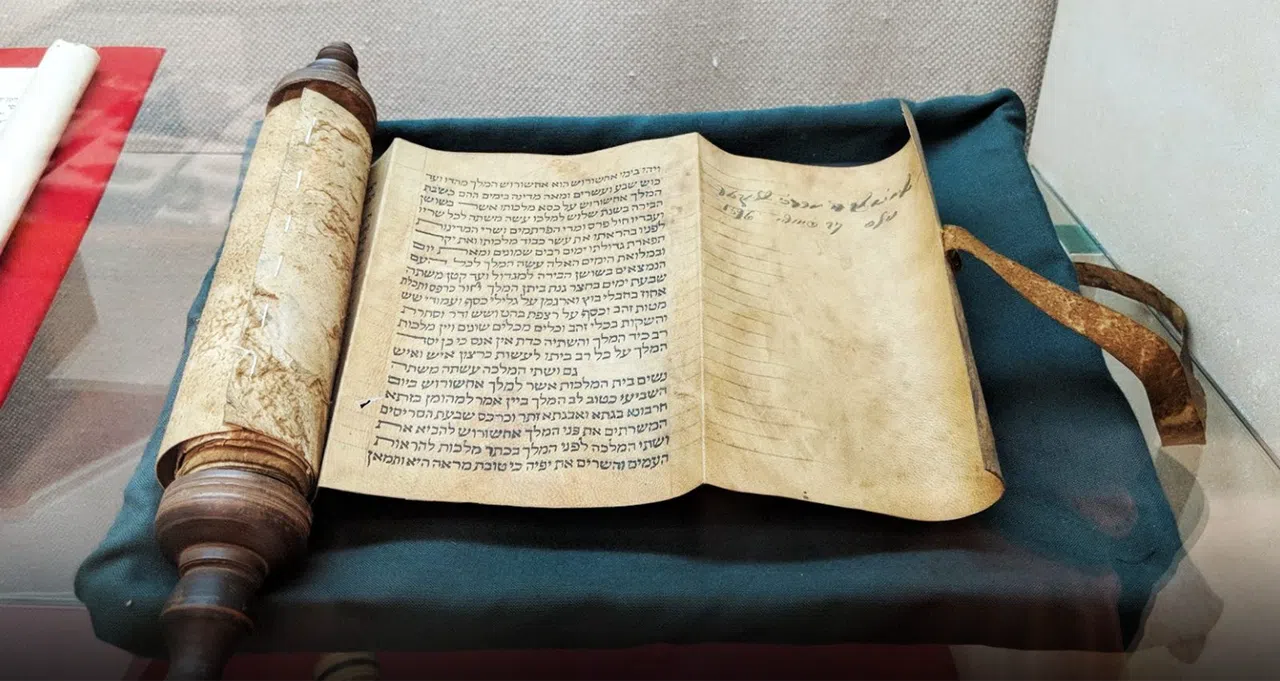 Tracing Jewish Casablanca From the Mellah to Beth-El